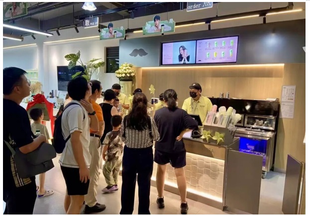 112446448.jpg 24.jpg